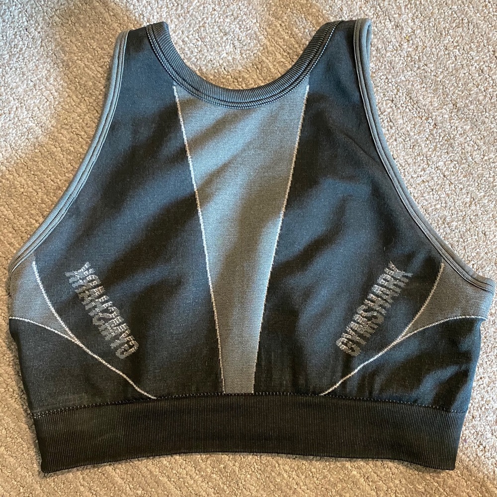 Gymshark turbo seamless black sports bra. Size M